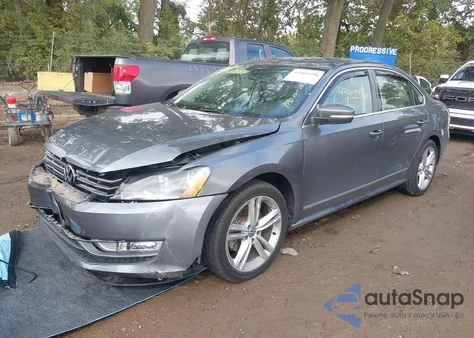 2014 Volkswagen Passat 2.0L Tdi Sel Premium z USA, uszkodzony, nr VIN 1VWCN7A3XEC067756